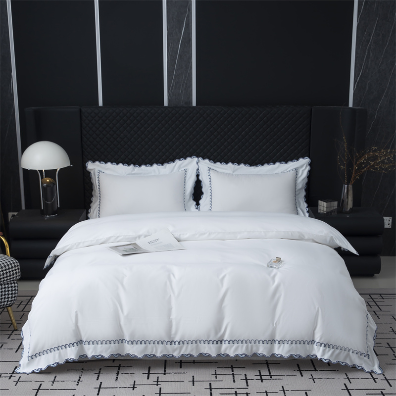Conjunto de cama de cetim de algodão com design de corte de bordado requintado 350TC